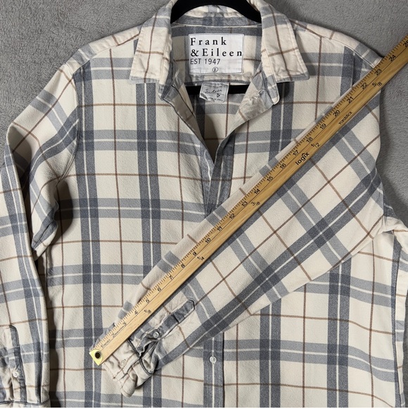 Frank & Eileen Eileen Relaxed Plaid Button Up Shirt Women's Large Cream Gray - Picture 8 of 10